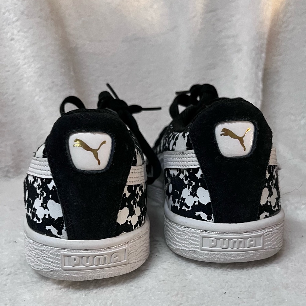 PUMA Classic Black/White Suede Sneakers